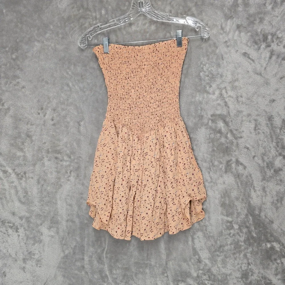 Blue Life Romper Womens S Peach Floral Smocked Strapless Boho Cottage Dainty - Picture 13 of 14